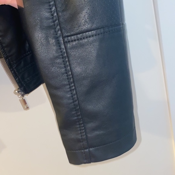 Locks & Love Black Leather Jacket - Picture 9 of 14